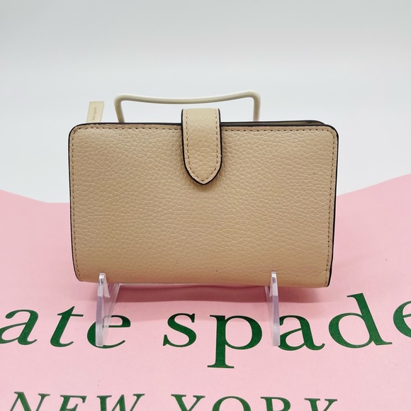Kate Spade Leila Medium Compact Bifold Wallet - Picture 2 of 8